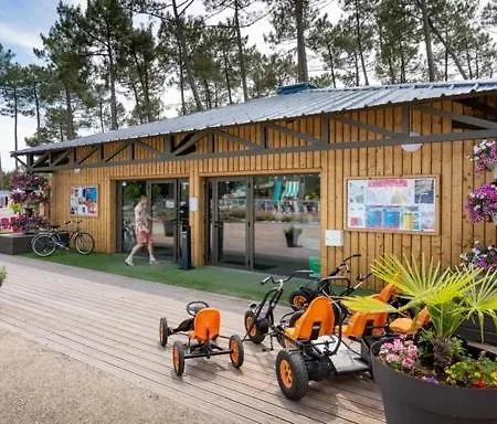 Campsite Chez Bruno & Sophie Mobil Luxe 6-8p Bora Bora *